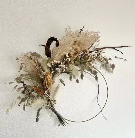 dried botanical wreath making