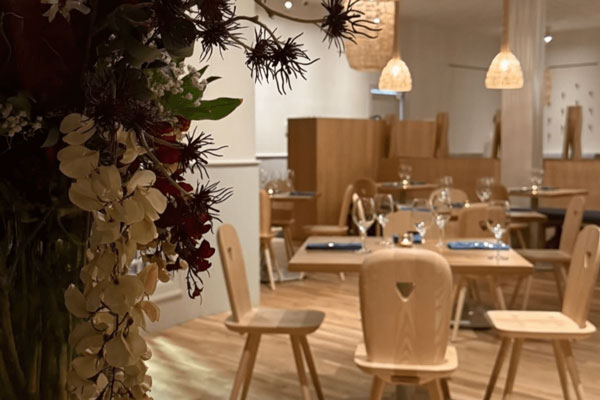 Stonebreaker Hotel Restaurant