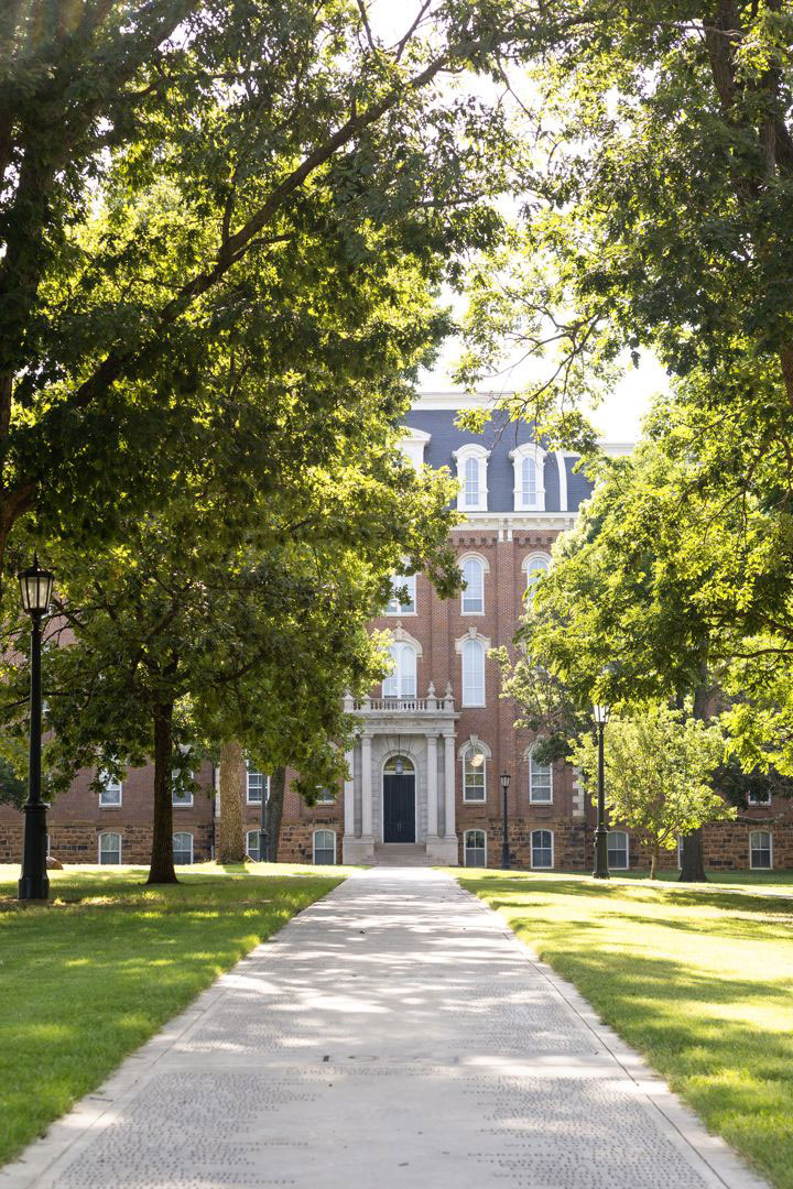 3-Old-Main-Lawn-University-of-Arkansas-Fayetteville