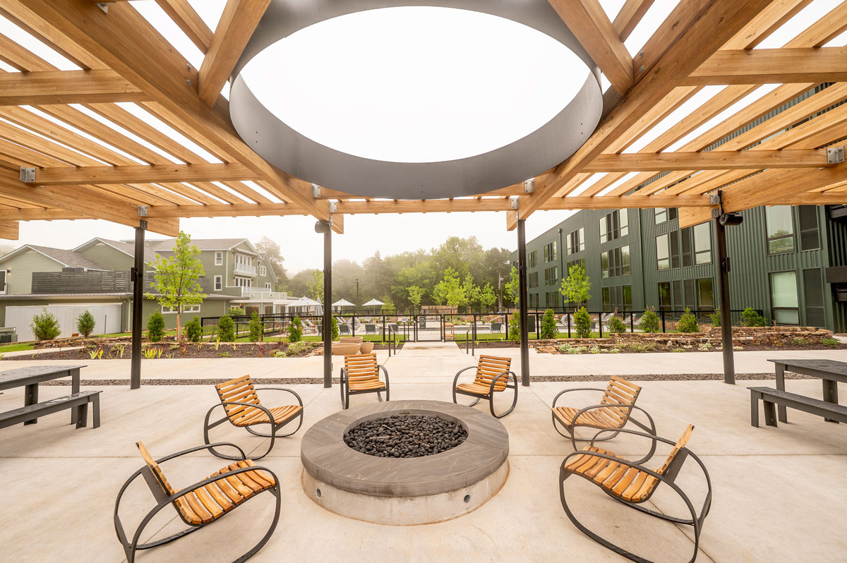 Outdoor Patio at Stonebreaker Hotel