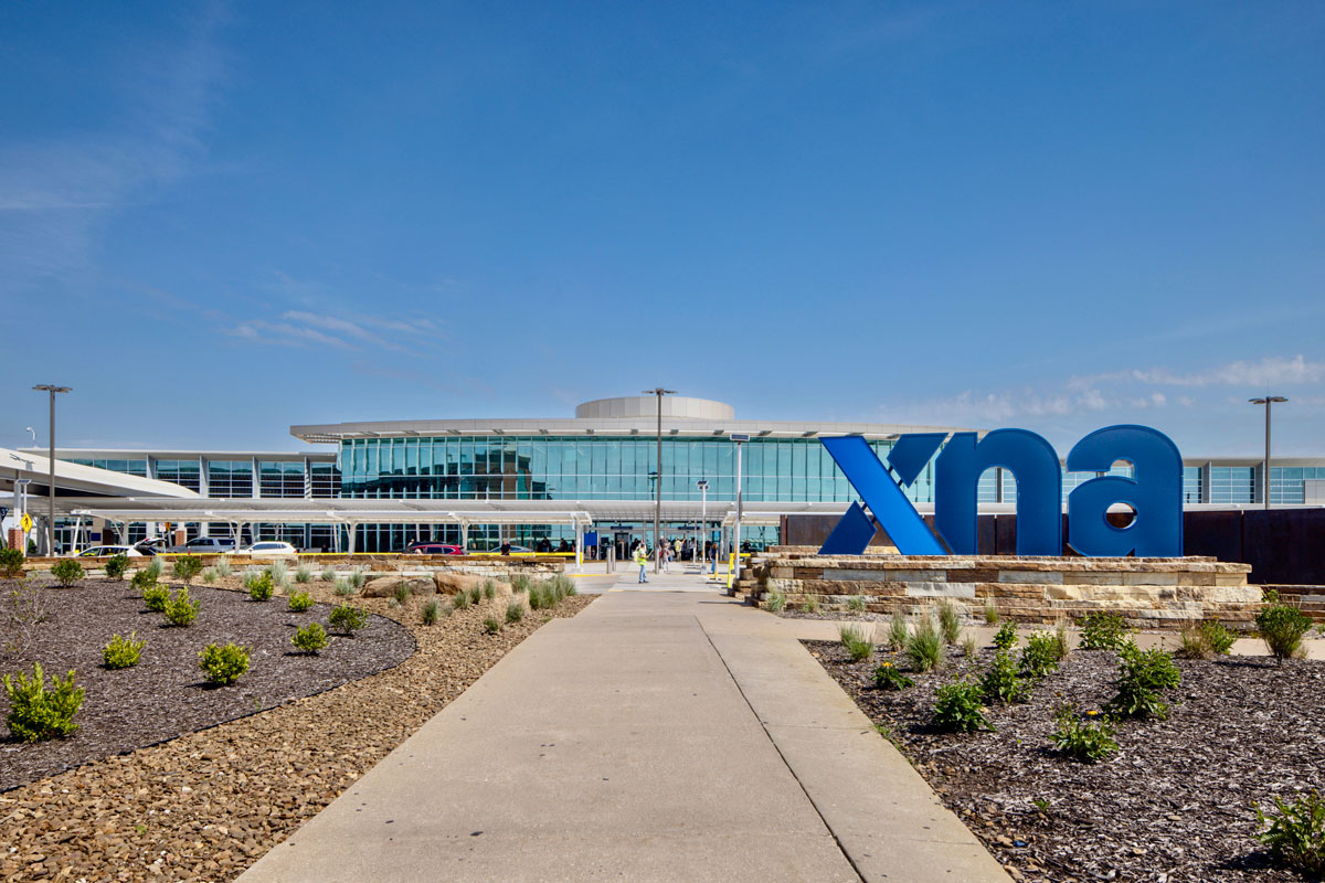 Northwest Arkansas Regional Airport (XNA)