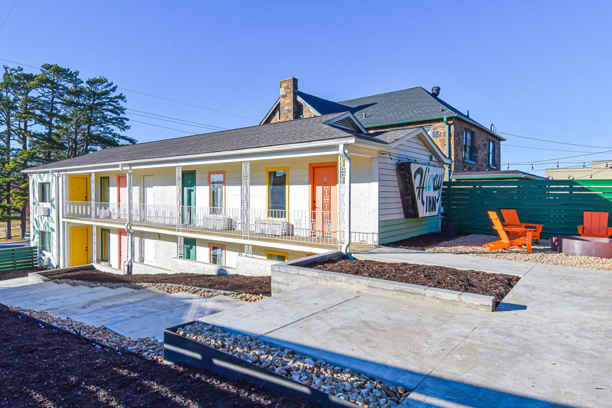 The Clementine on College Motel in Fayetteville Arkansas